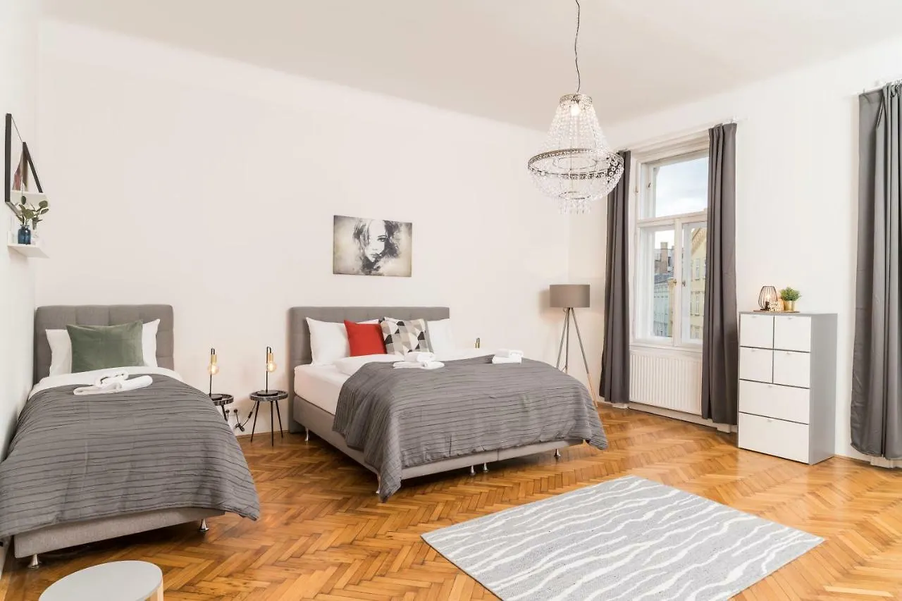 Rainer Maria Rilke Suite Viena Apartament